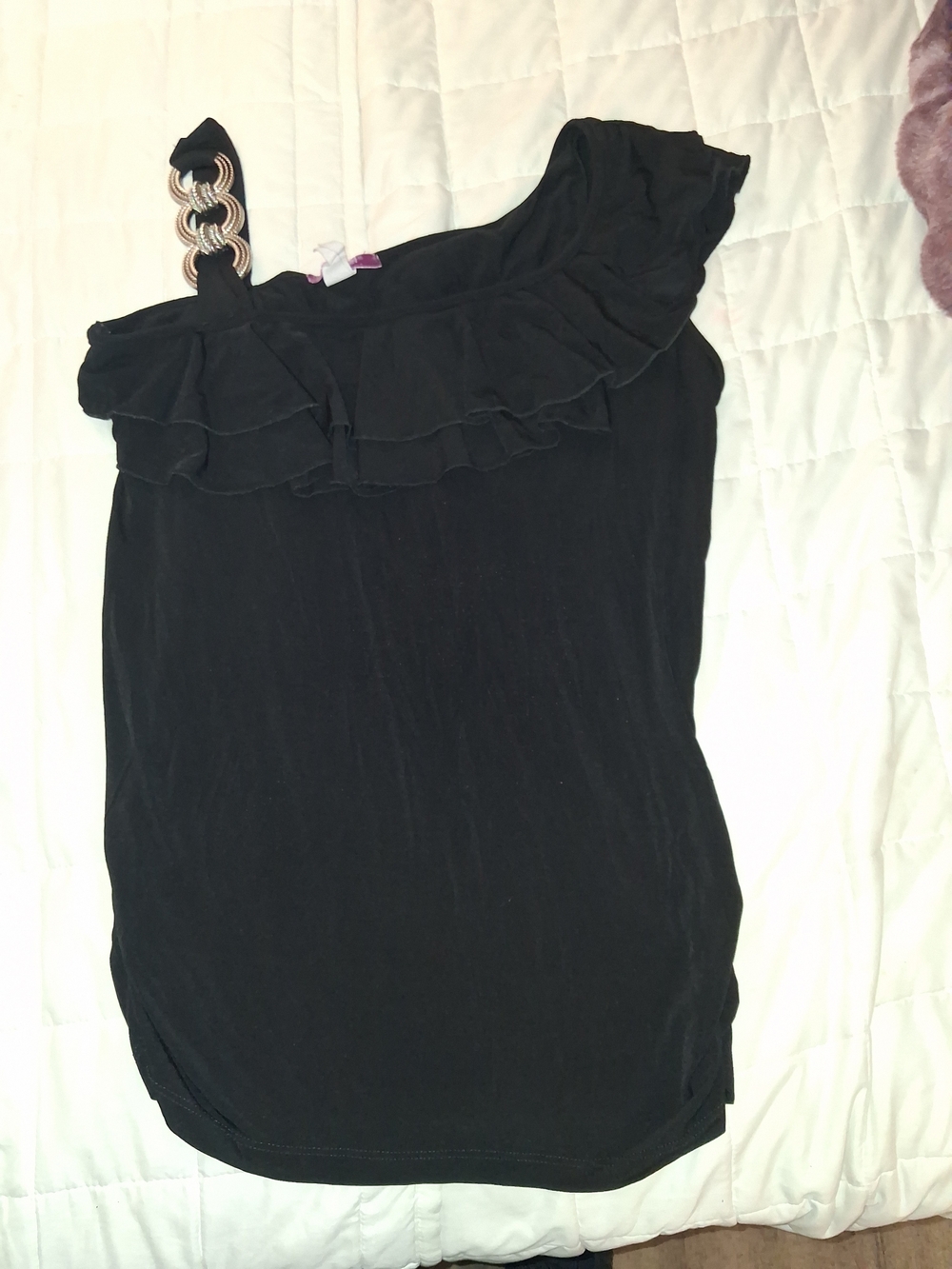 julie's closet Black One-Shoulder Ruffle Tank with Decorative Chain Strap